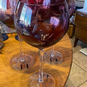 Volo balloon amethyst wine glasses set of 3. NWT. 100% Hand Blown. 9 5/8 x 3 5:8